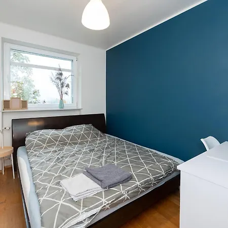 Airport&atlasarena&orientariumparking