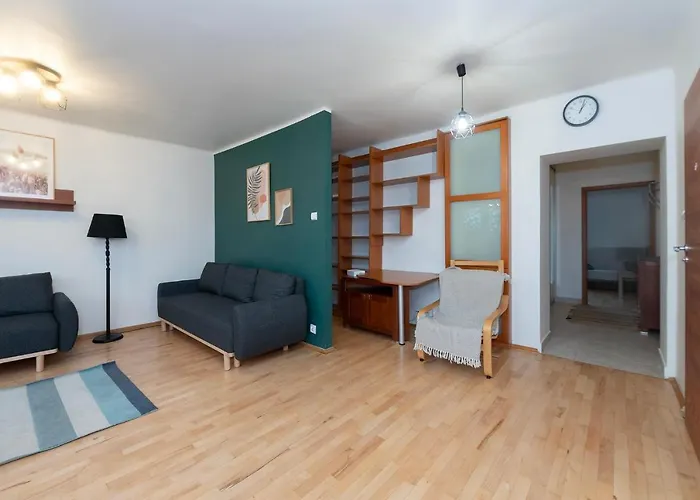 Airport&atlasarena&orientariumparking *